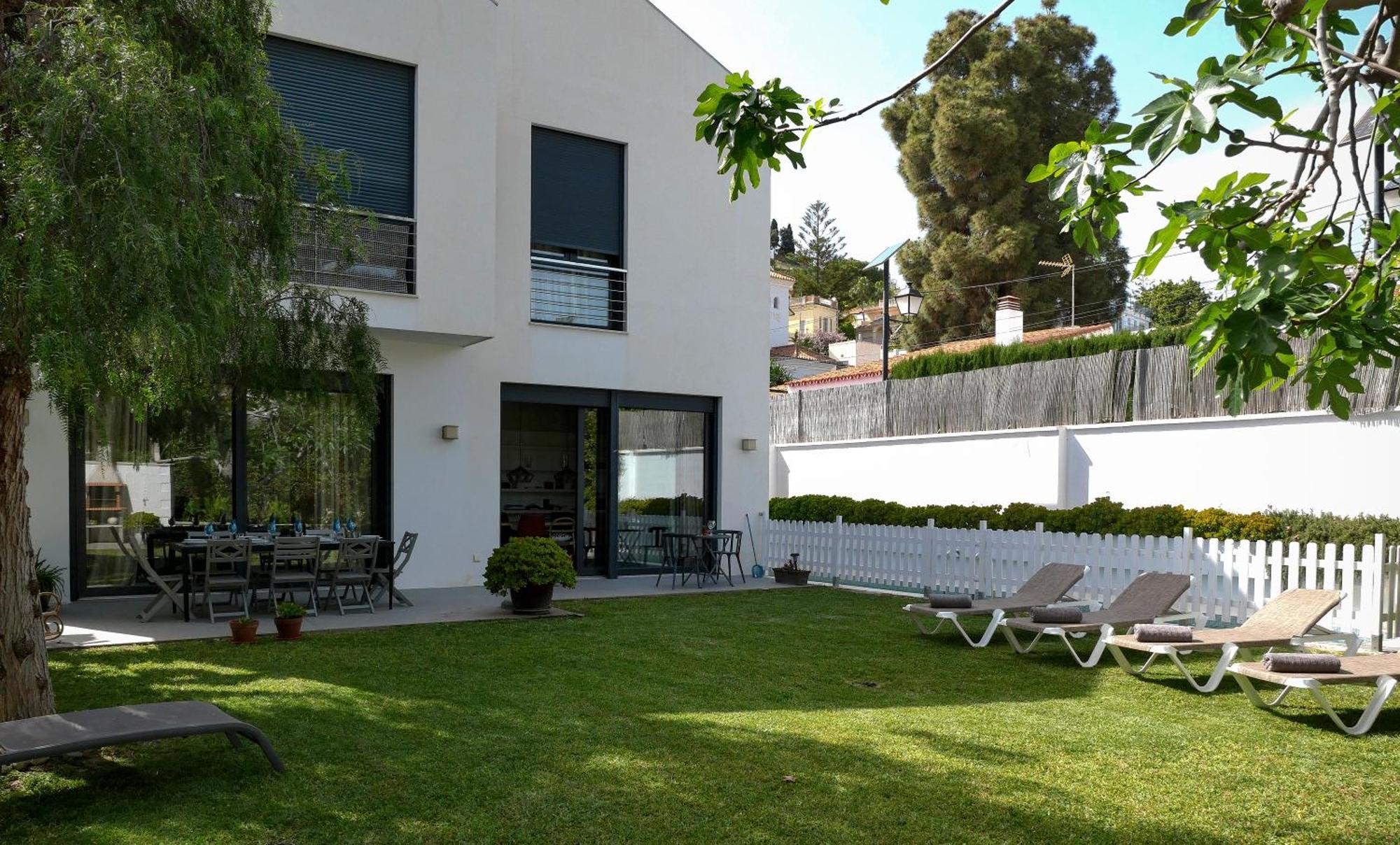 Villa Pedregalejo Near The Málaga